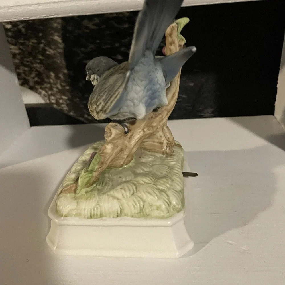 Vintage Gorham‎ Porcelain Bird Plays Music